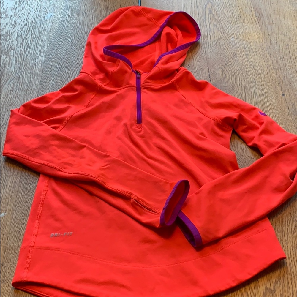 Nike pro running jacket thumb holes!